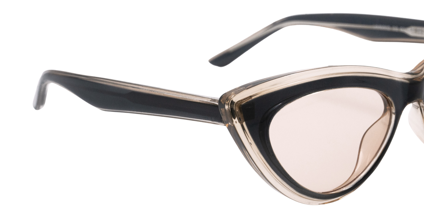 Full Rim Cat Eye Fashionista Classic sunglasses