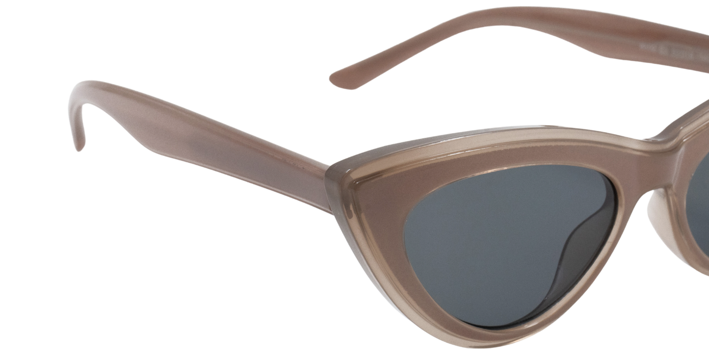 Full Rim Cat Eye Fashionista Classic sunglasses
