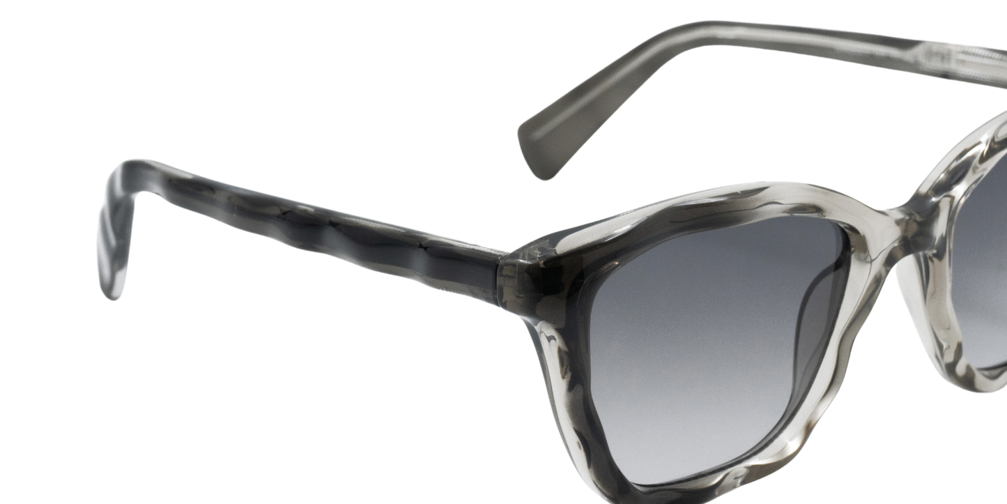 Full Rim Cat Eye Fashionista Classic sunglasses