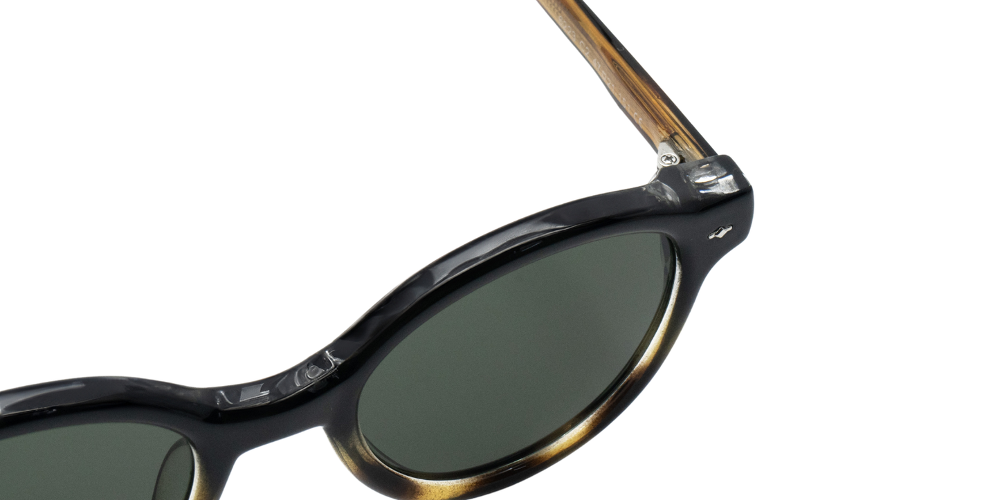 Full Rim Round Fashionista Classic Sunglasses